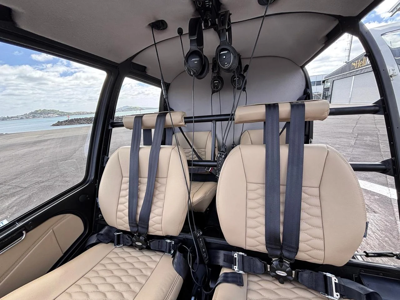 Robinson R44 (3/3)